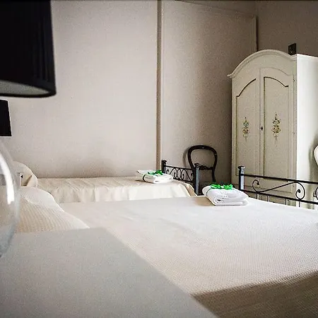 Casa Elide فندق مبيت وإفطار