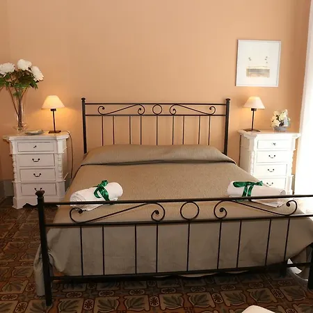 Casa Elide 4* كاتانيا