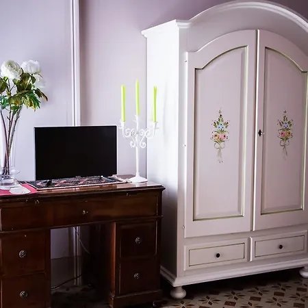 فندق مبيت وإفطار Casa Elide كاتانيا