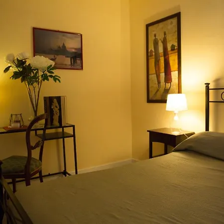 Casa Elide فندق مبيت وإفطار كاتانيا