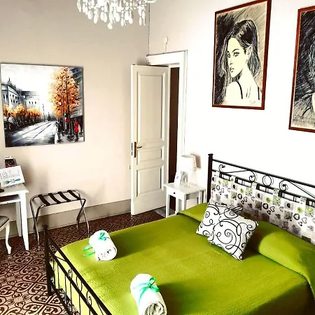 Casa Elide 4*