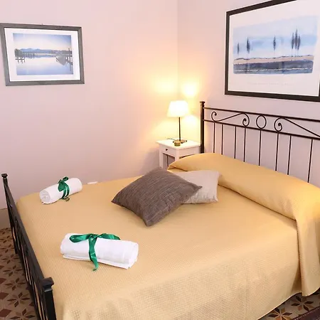 Casa Elide Bed & Breakfast 3*